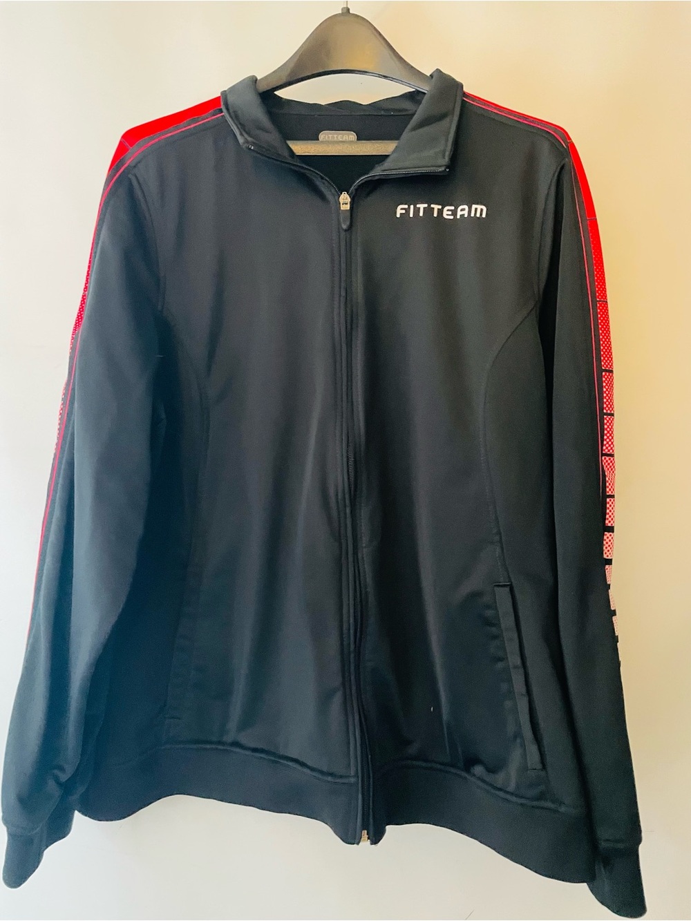 Men’s Black & Red Zip-Up Training Jacket Size Large